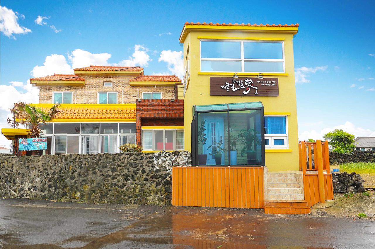 ג'גו Gyeryonggil Pension מראה חיצוני תמונה